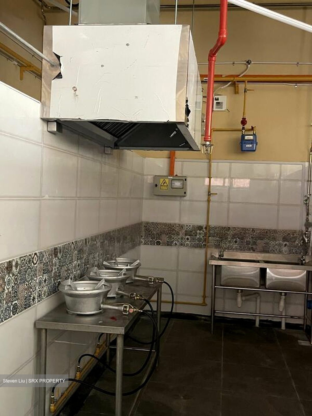 Space 21 (D14), Retail #571663221